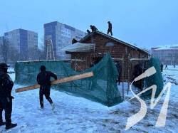 У Львові зносять самобуд УПЦ МП У Львові зносять самобуд УПЦ МП