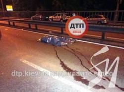 У Києві п'яний суддя на Лексусі на смерть збив нацгвардійця на блокпосту, – ЗМІ У Києві п'яний суддя на Лексусі на смерть збив нацгвардійця на блокпосту, – ЗМІ