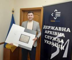 Швеція передала Україні засвідчену копію Конституції Орлика Швеція передала Україні засвідчену копію Конституції Орлика
