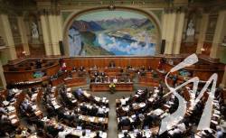 У парламенті Швейцарії підтримали реекспорт своєї зброї для воюючих країн