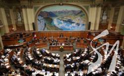 У парламенті Швейцарії підтримали реекспорт своєї зброї для воюючих країн У парламенті Швейцарії підтримали реекспорт своєї зброї для воюючих країн